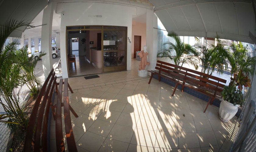 Residencial Baleia Franca-Rede HSH, Dom Fish Hotel